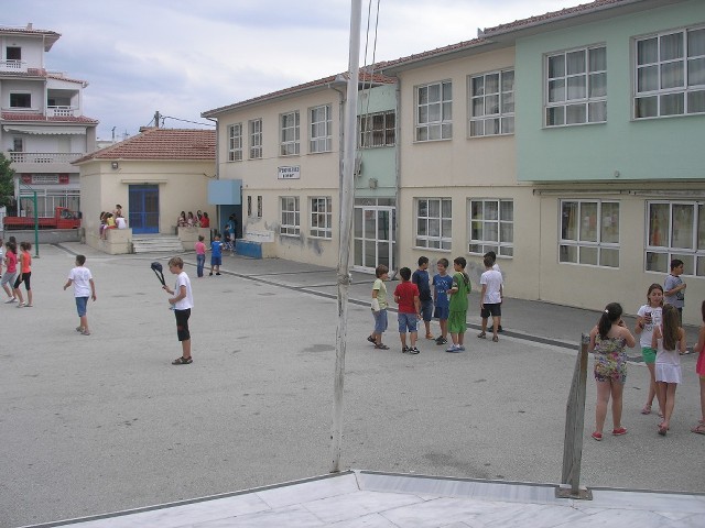 12 Kalokairino_Sxoleio_Volos